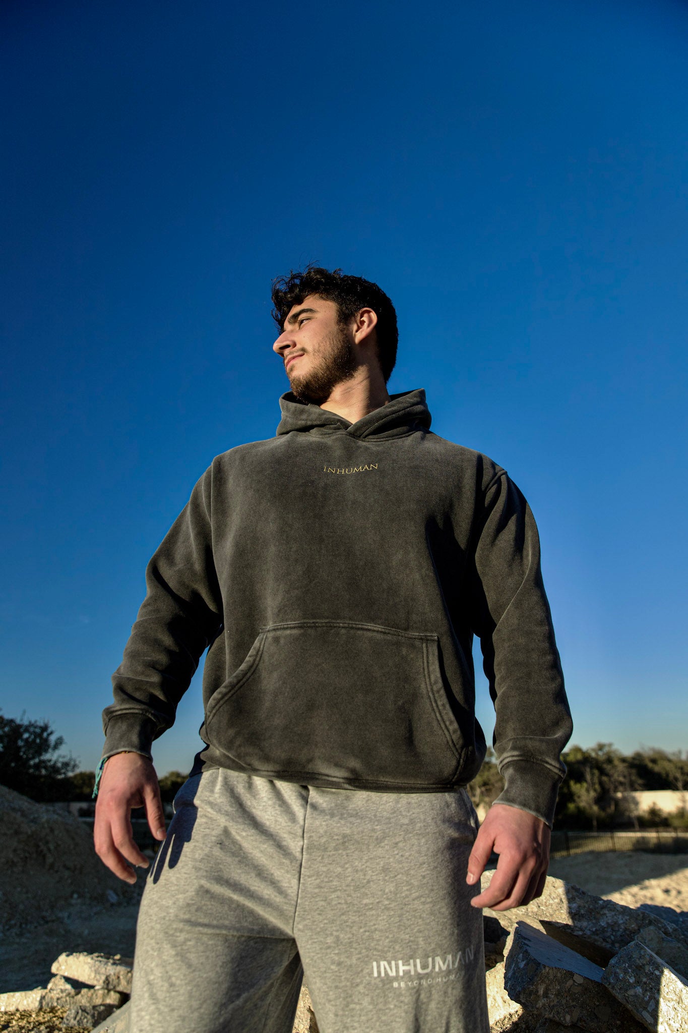 PREMIUM SNOW WASHED HOODIE
