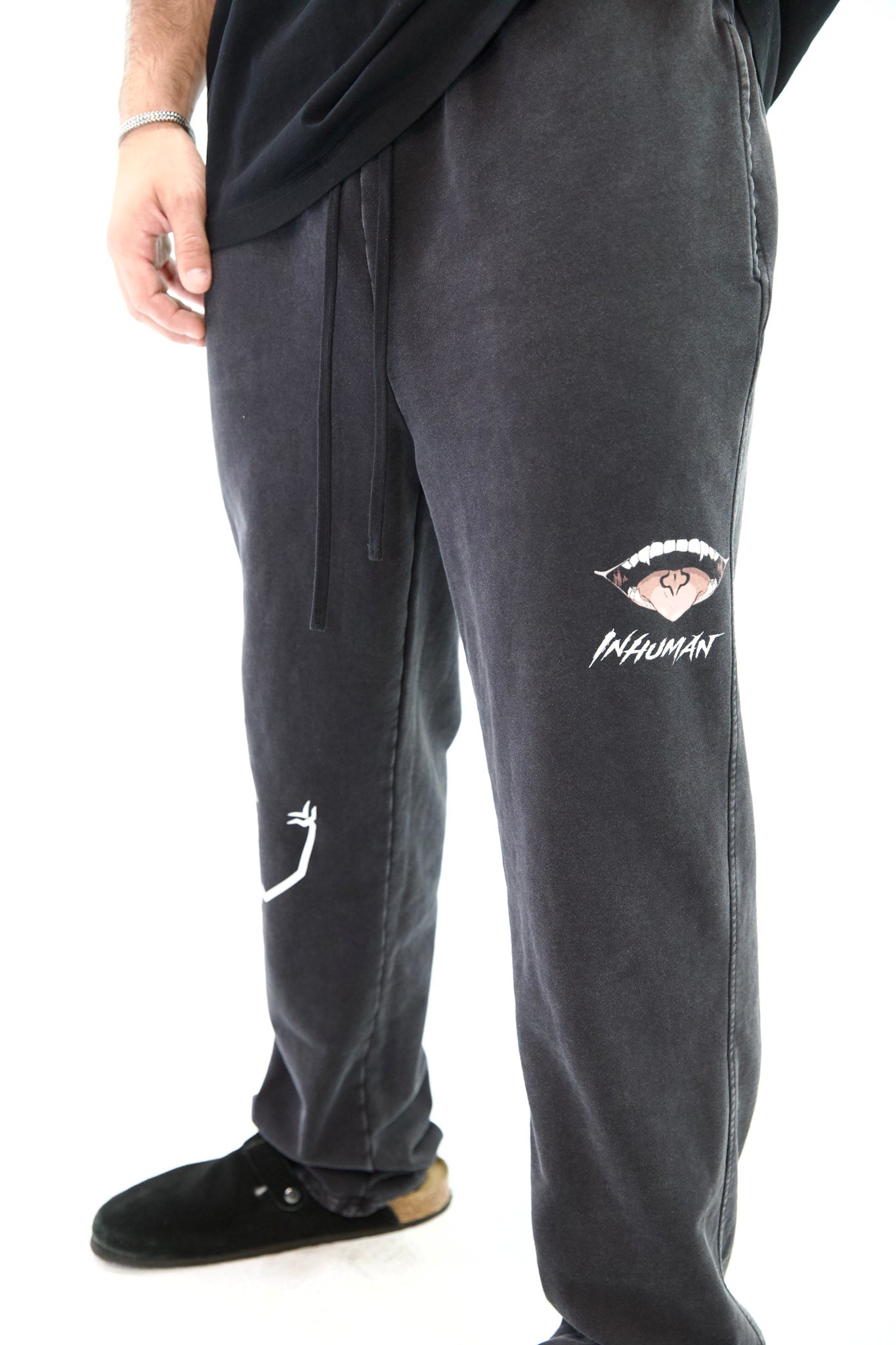 INHUMAN DEVOUR SWEATPANTS