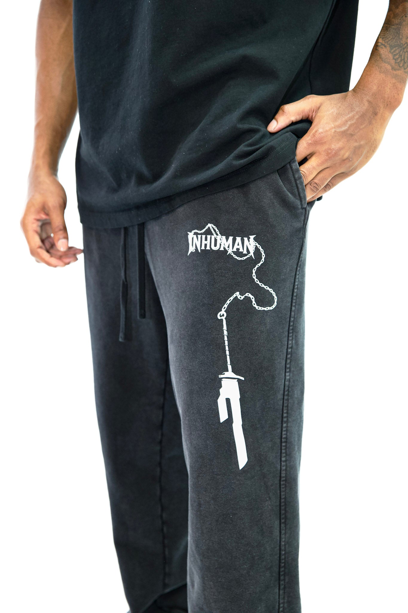 INVERTED SPEAR PANTS